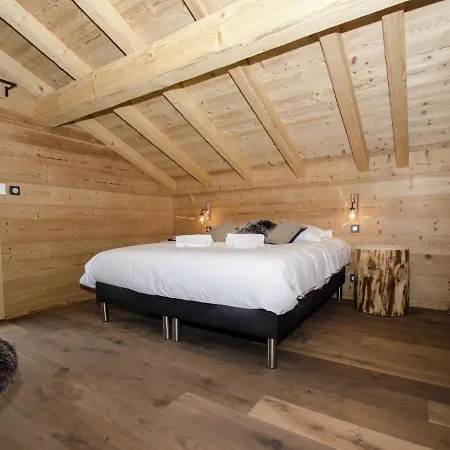Luxury Chalet Located In An Exceptional Setting In The Mountains Chalet Chamonix