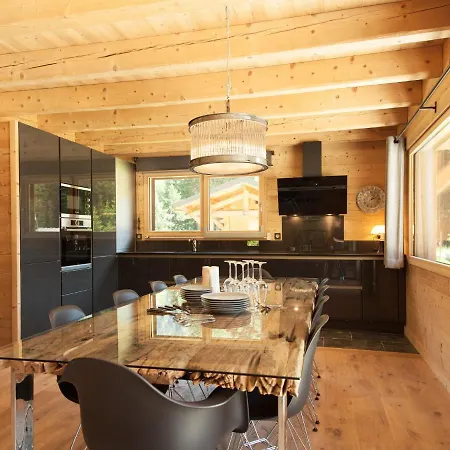 Luxury Chalet Located In An Exceptional Setting In The Mountains Chalet