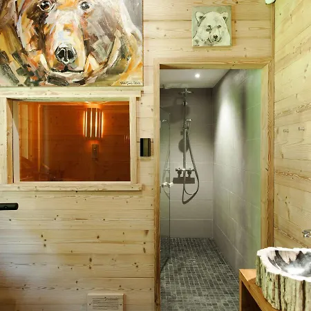 Luxury Chalet Located In An Exceptional Setting In The Mountains Chamonix